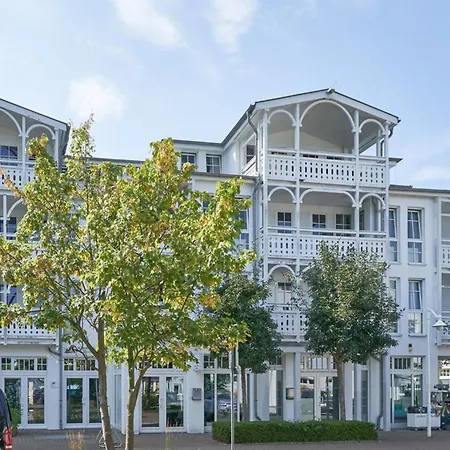 Im Seepark Mit Balkon * Sellin (Rugen)